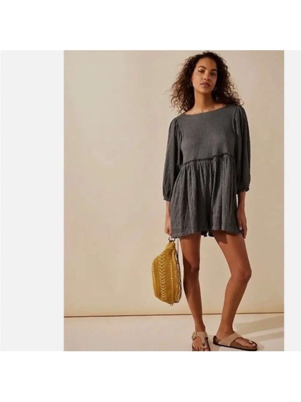 Free People Beyond Obsessed Shorts Romper Size Small Light Gray
